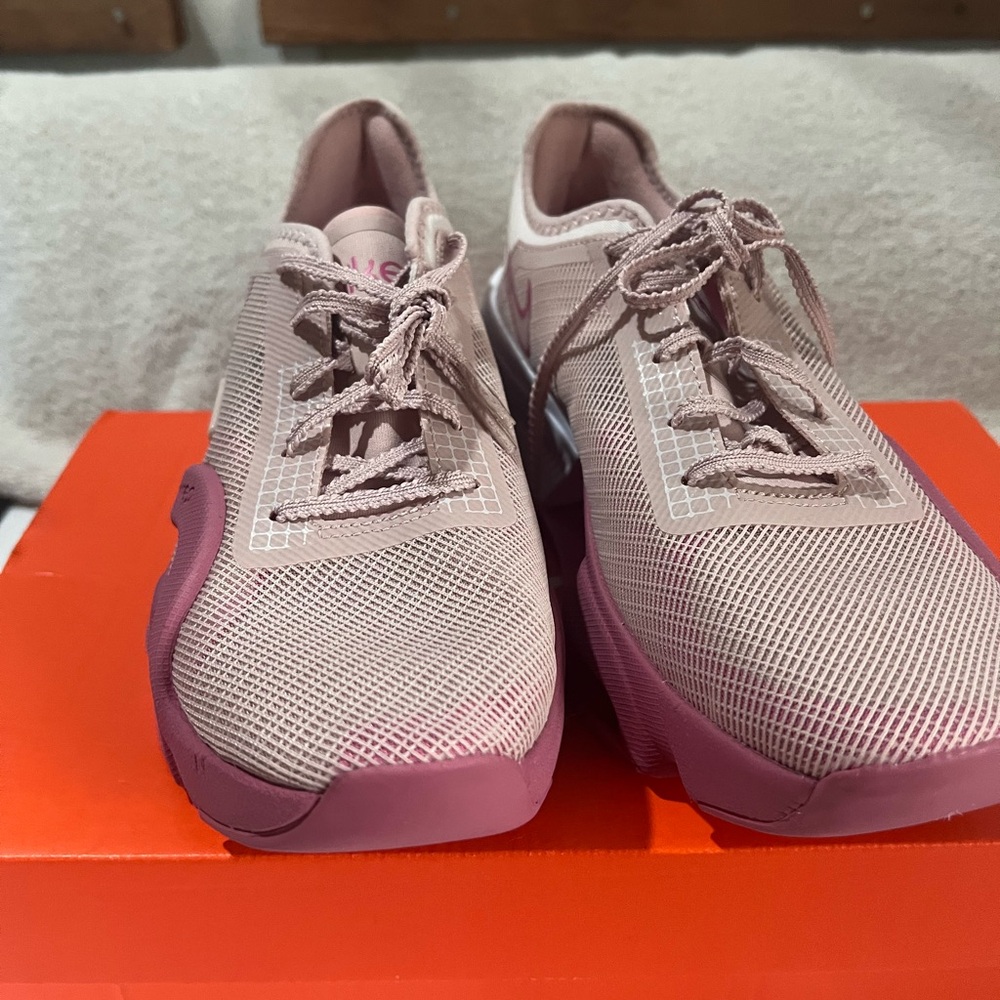 Nike Women's Pink Athletic Shoes